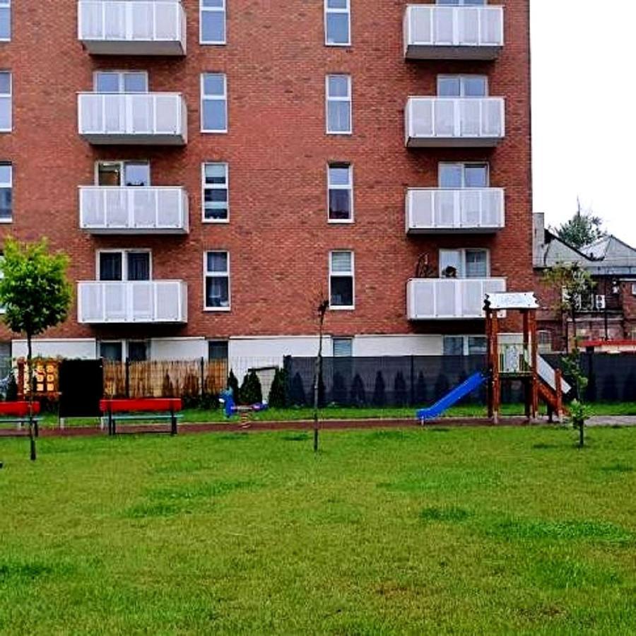 Apple Apartments - Wroblewskiego Prywatne Miejsce Parkingowe Λοτζ Εξωτερικό φωτογραφία