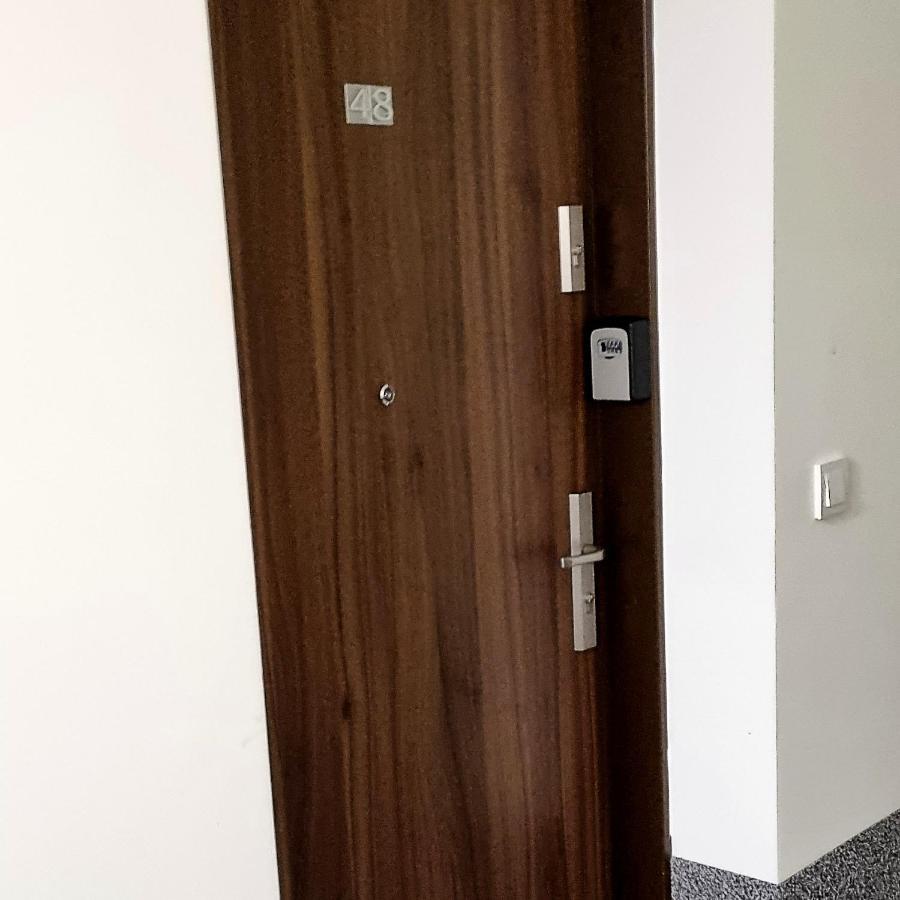 Apple Apartments - Wroblewskiego Prywatne Miejsce Parkingowe Λοτζ Εξωτερικό φωτογραφία