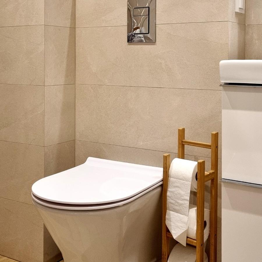 Apple Apartments - Wroblewskiego Prywatne Miejsce Parkingowe Λοτζ Εξωτερικό φωτογραφία