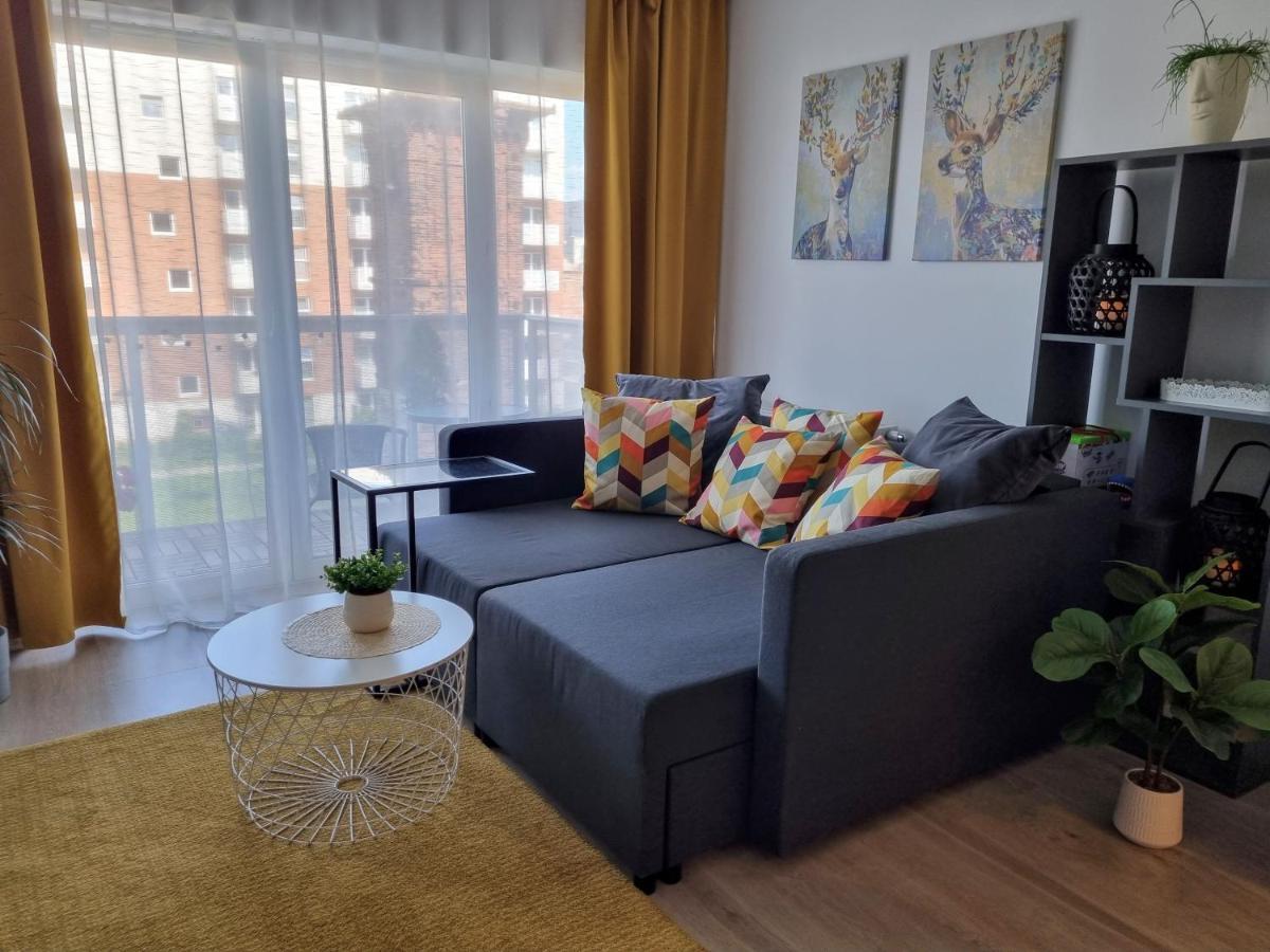 Apple Apartments - Wroblewskiego Prywatne Miejsce Parkingowe Λοτζ Εξωτερικό φωτογραφία
